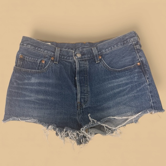 Levi’s 501 Denim Cutoff Shorts Distressed - Picture 1 of 8
